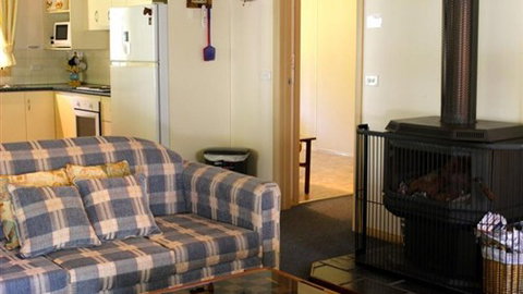 Camellia Lodge - Geraldton Accommodation 5
