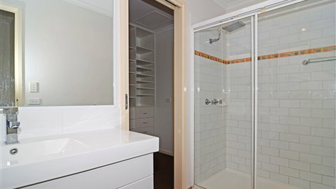 Barrakee Beach House - Anglesea - Geraldton Accommodation 5