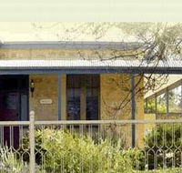 Granma's BB - Geraldton Accommodation