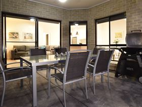 Renmark River Villas - Geraldton Accommodation 3