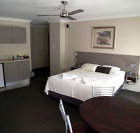 Aston Hill Motor Lodge - Geraldton Accommodation