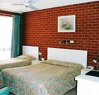 Barooga River Gums Motor Inn - Geraldton Accommodation
