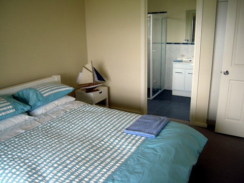 Beau Rivage - Geraldton Accommodation 4