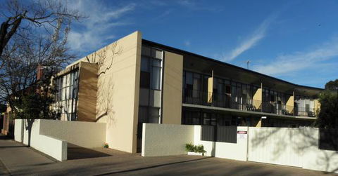 Capri Lodge Apartments - Geraldton Accommodation 3