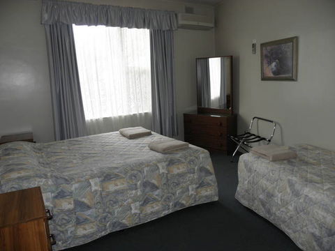 Capri Lodge Apartments - Geraldton Accommodation 6