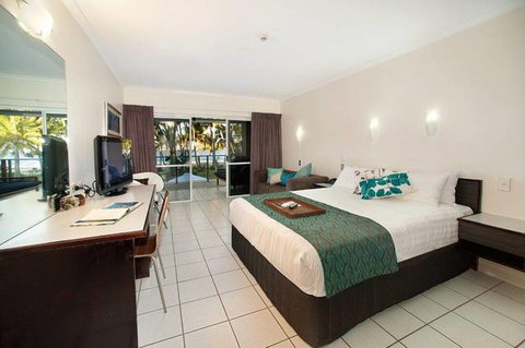 Castaways Resort And Spa, Mission Beach - Geraldton Accommodation 3