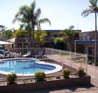 Chapman Court Holiday Units - Geraldton Accommodation