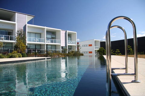 Coast Resort - Geraldton Accommodation 4