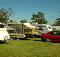 Crocodile Caravan   Camping Park - Geraldton Accommodation