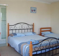 Beale's BedFish  Breakfast - Geraldton Accommodation