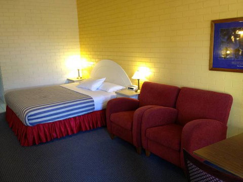 Econo Lodge Statesman Ararat - Geraldton Accommodation 4