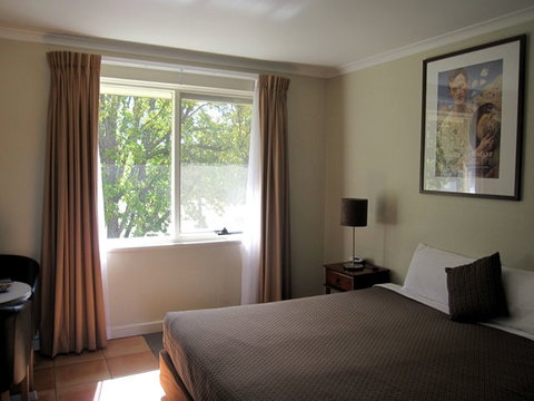 Forrest Hotel & Apartments - Geraldton Accommodation 0