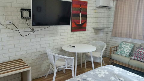 Holland Park Motel - Geraldton Accommodation 2