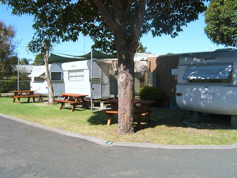 Lakes Haven Caravan Park - Geraldton Accommodation 0