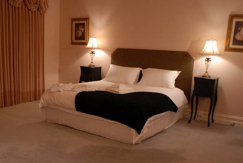 Ledcourt Waters - Geraldton Accommodation 0