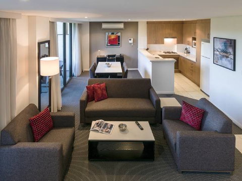 Meriton Serviced Apartments Parramatta - Geraldton Accommodation 1