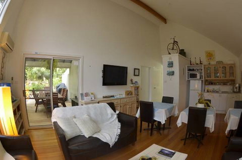 Nelson Bay Bed & Breakfast - Geraldton Accommodation 2