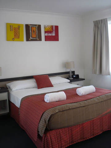 Oakey Motor Inn - Geraldton Accommodation 1