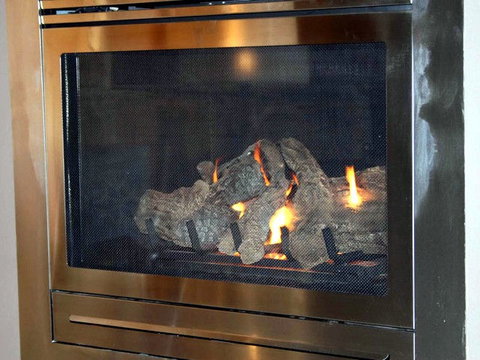 Onyx Apartments - Snowy Mountains - Geraldton Accommodation 2