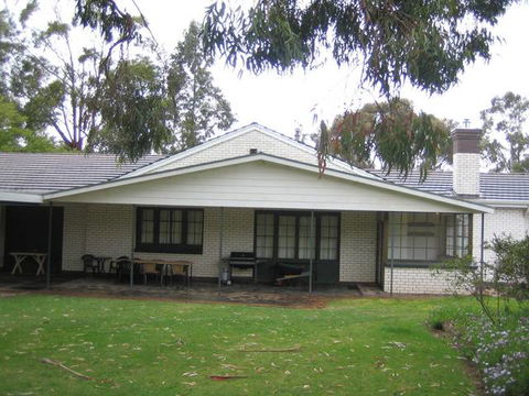 Pinkerton Hill (Naracoorte Cottages) - Geraldton Accommodation 1