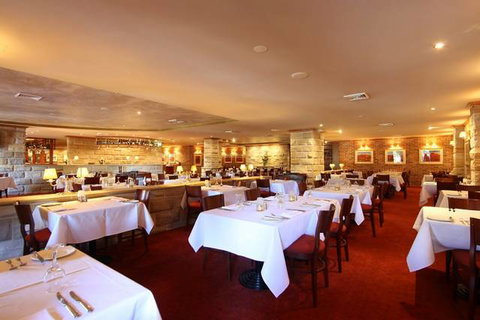 Hermitage Campbelltown - Geraldton Accommodation 7