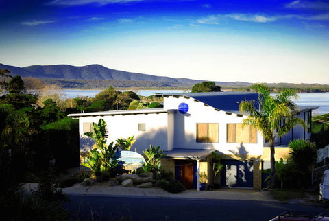 The Wave Oasis SC B&B - Geraldton Accommodation 0