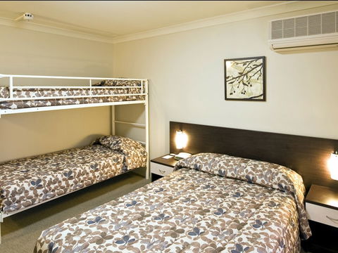 Wesley Lodge - Geraldton Accommodation 2
