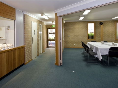 Wesley Lodge - Geraldton Accommodation 3