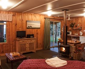 Balingup Heights Hilltop Forest Cottages - Geraldton Accommodation 3