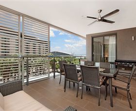 Absolute Waterfront Rainforest Apartment - Geraldton Accommodation 1