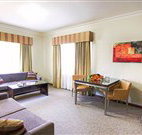 Governor Macquarie Motor Inn - Bathurst - Geraldton Accommodation
