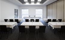 Mercure Newcastle Airport - Williamtown - Geraldton Accommodation 5
