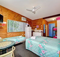 Bargara Gardens Motel and Holiday Villas - Geraldton Accommodation