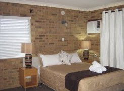 Myall River Palms Motor Inn - Geraldton Accommodation 3