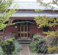 FINCHES OF BEECHWORTH - Geraldton Accommodation