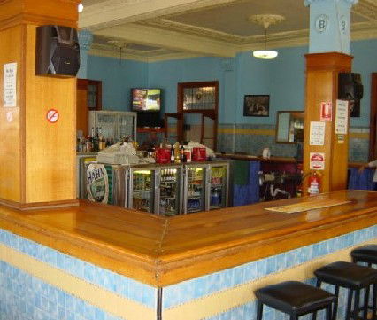 Hotel Corones - Geraldton Accommodation 4