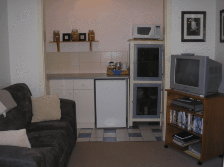 Lemon Gum B And B - Geraldton Accommodation 3