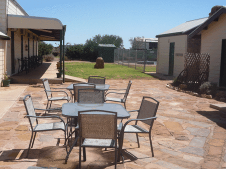 Nuttbush Retreat Caravan Park - Geraldton Accommodation