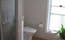 Bayviews B And B Port Stephens - - Geraldton Accommodation 3
