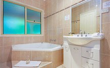 The Acreage Luxury B&B And Guesthouse - - Geraldton Accommodation 1