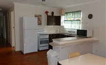 Leslie Cottage - Geraldton Accommodation 4