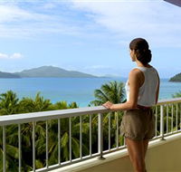 Hamilton Island Reef View Hotel - Geraldton Accommodation