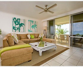 Lagoon 102 - The Beach Shack - Geraldton Accommodation 0