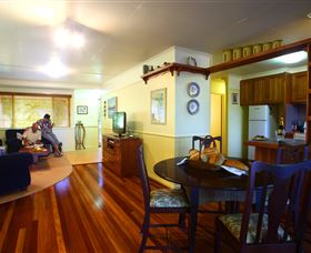 Buderim Cottages - Geraldton Accommodation 2