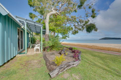 Great Keppel Island Hideaway - Geraldton Accommodation 2