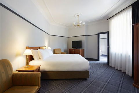 Brassey Hotel - Geraldton Accommodation 1
