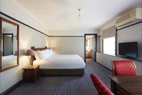 Brassey Hotel - Geraldton Accommodation 8