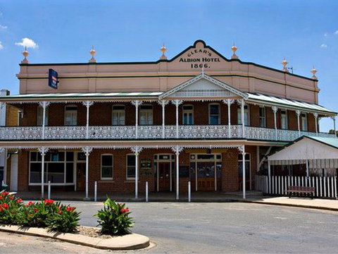 Albion Hotel Grenfell - Geraldton Accommodation 0