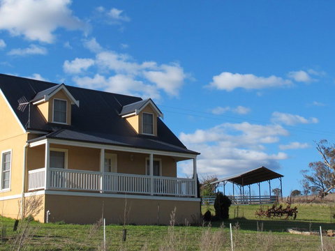 Riverbend Cottage - Geraldton Accommodation 0