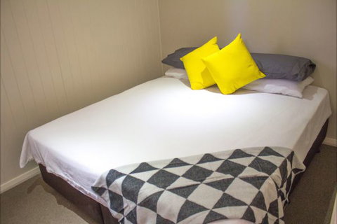 The Francis Retreat - Geraldton Accommodation 5